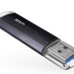 Silicon Power 128GB Blaze B02 3.2 crna